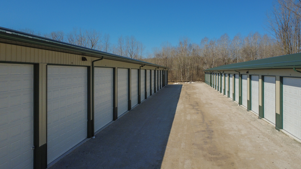Frontier Road Self Storage Drive-Up Frontier Road Self Storage Drive-Up
